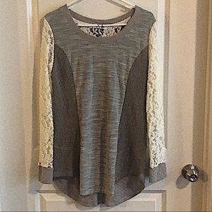 NWT Symmetry grey combo top